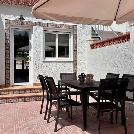Casa Luxemburgo * Torrevieja